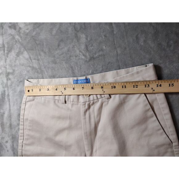 Dockers Khaki Pants Women’s 6 Short Beige Tapered Stain Defender Cotton - Picture 6 of 10